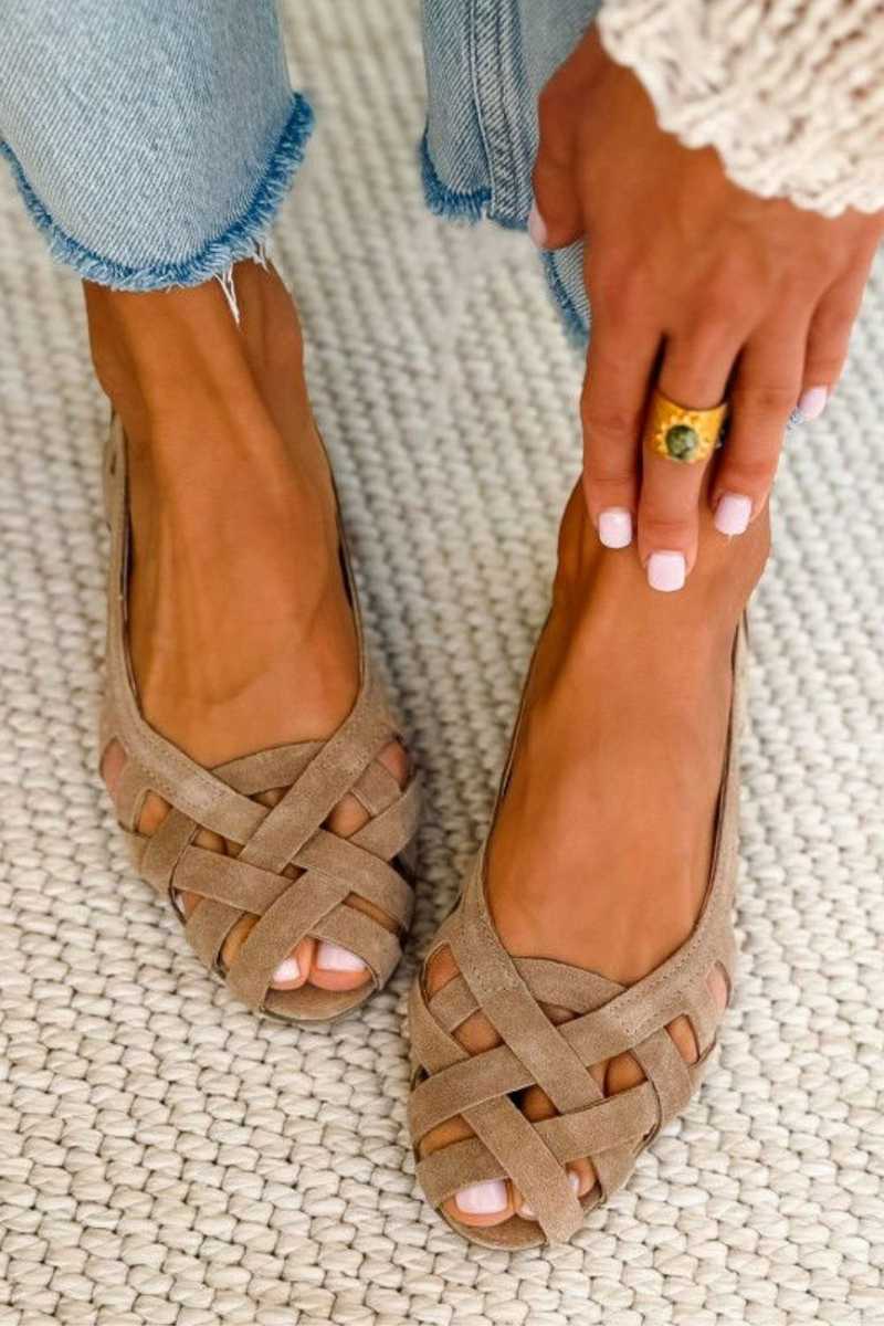 Manuela™ | Woven Flat Sandals