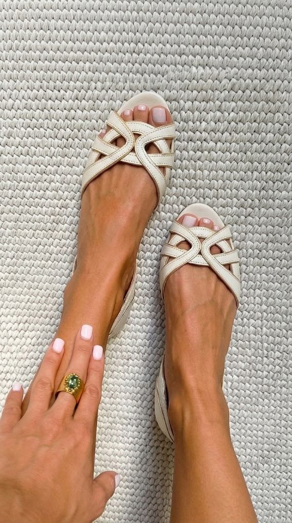 Covadonga™ | Braided Flat Sandals in Cream