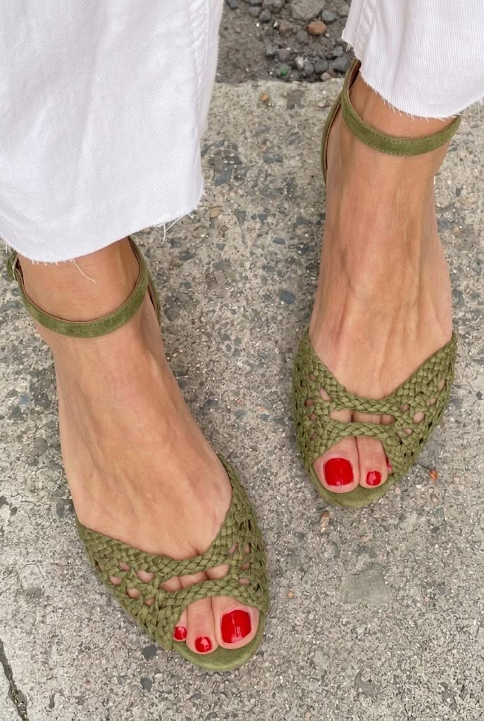 Soledad™ | Braided Gold Sandals