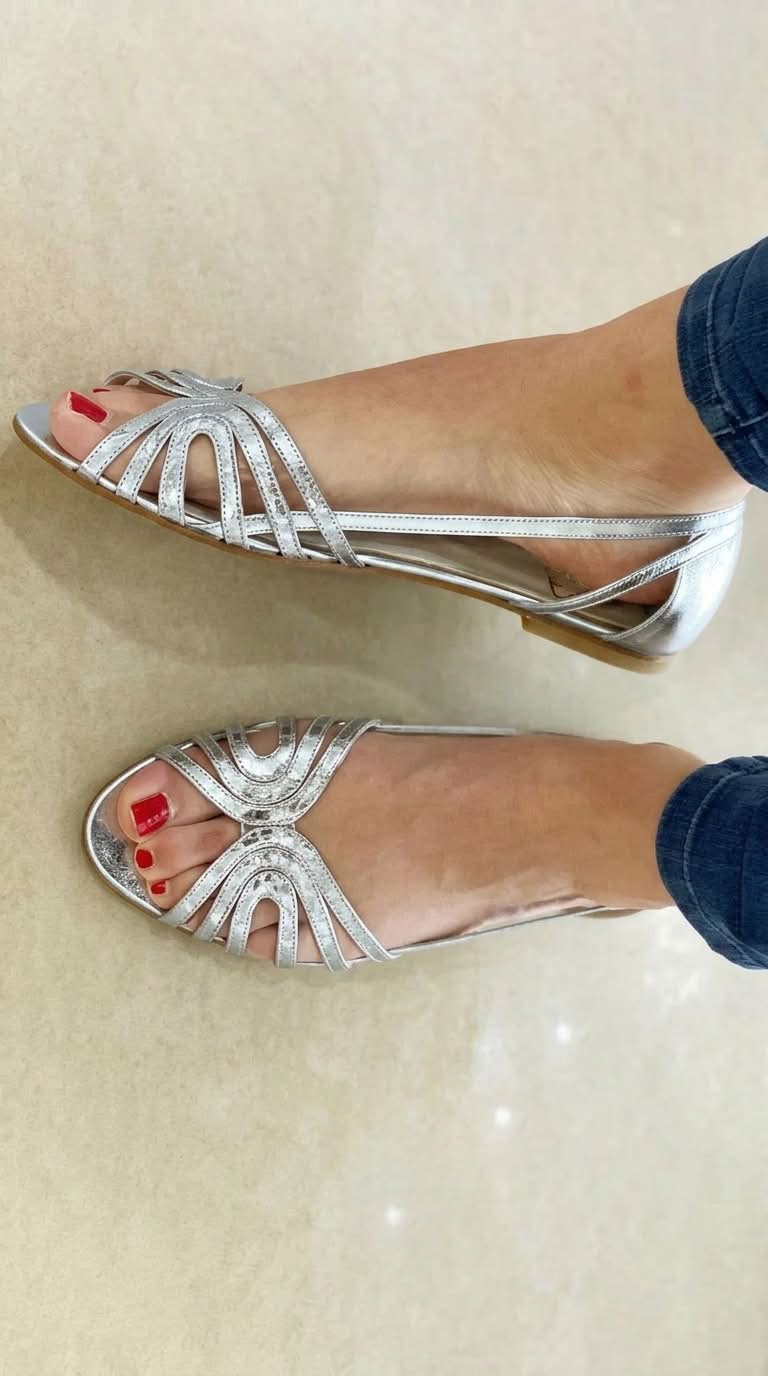 Aitana™ | Metallic Flat Sandals