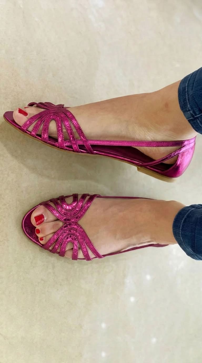 Aitana™ | Metallic Flat Sandals
