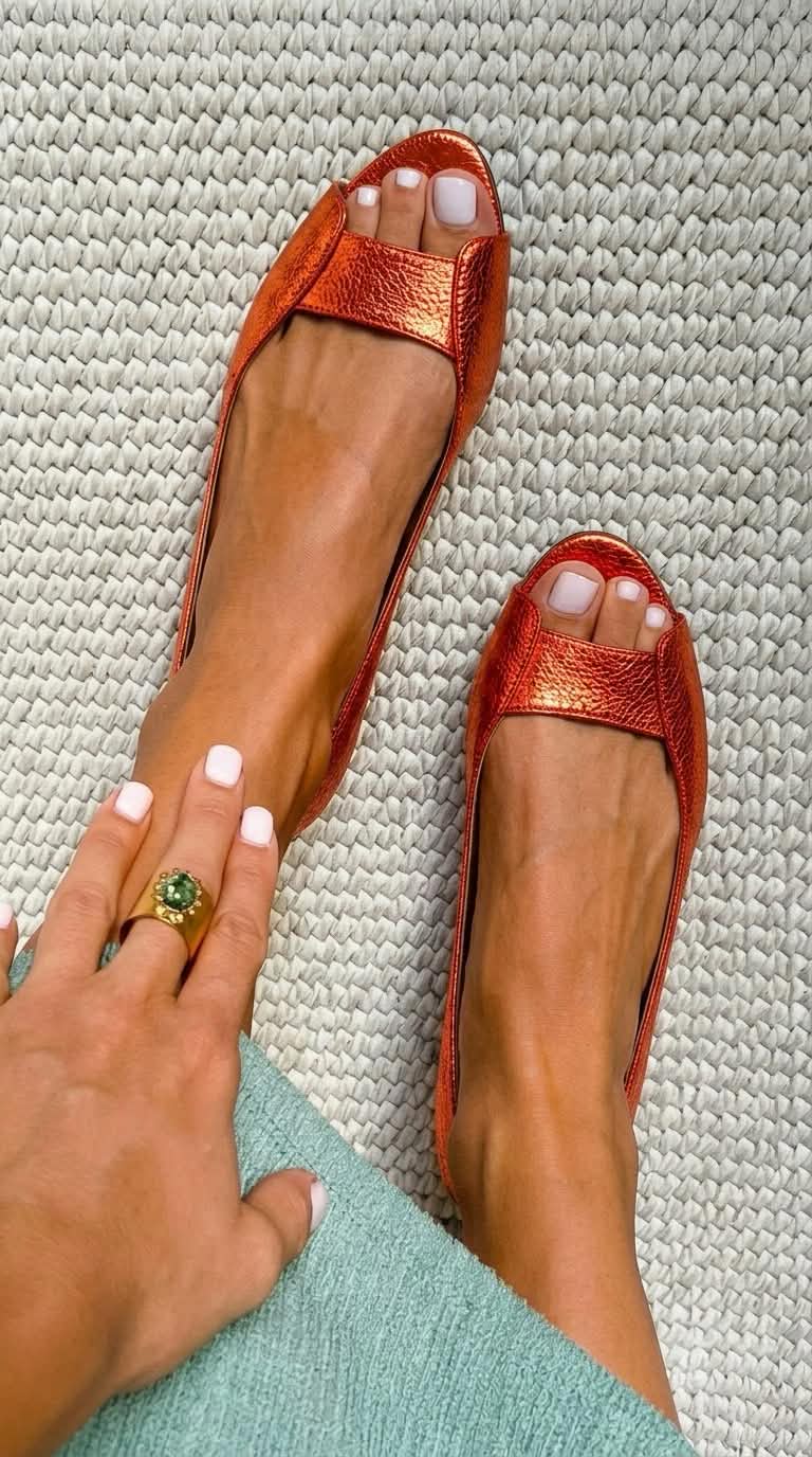 Reyes™ | Metallic Flat Sandals