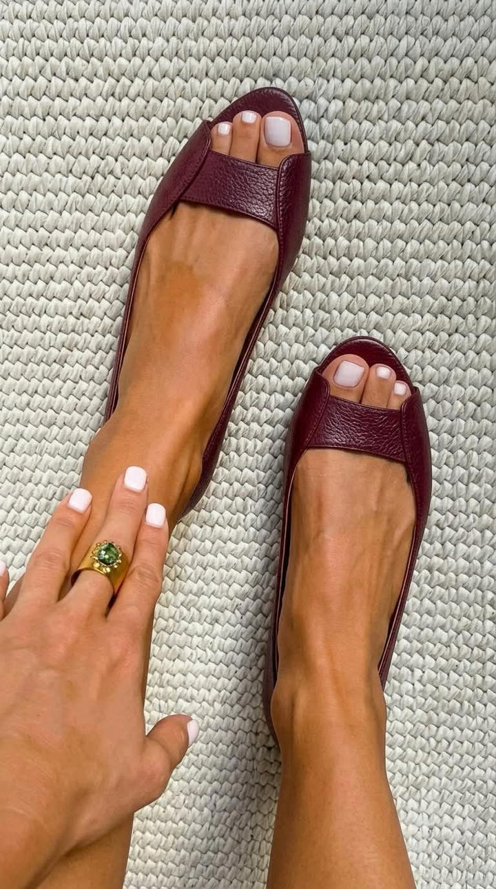 Reyes™ | Metallic Flat Sandals