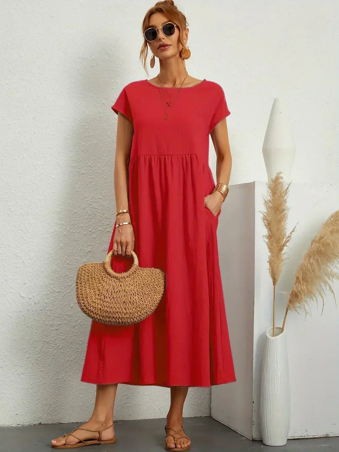 Charlotte ™ — Flowing Midi Dress with Timeless Elegance