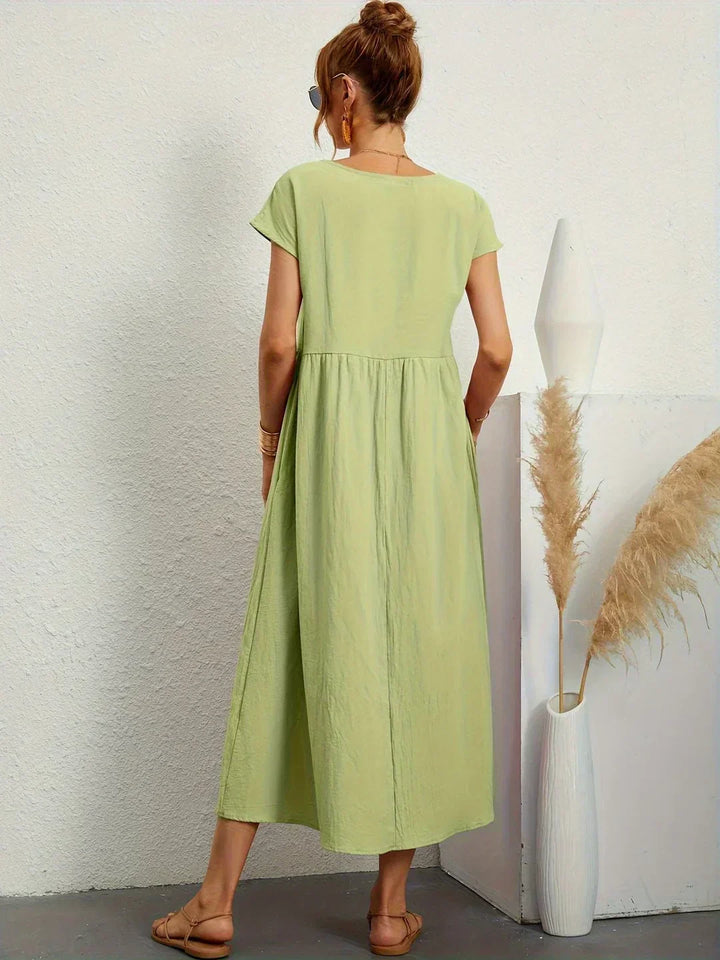 Charlotte ™ — Flowing Midi Dress with Timeless Elegance