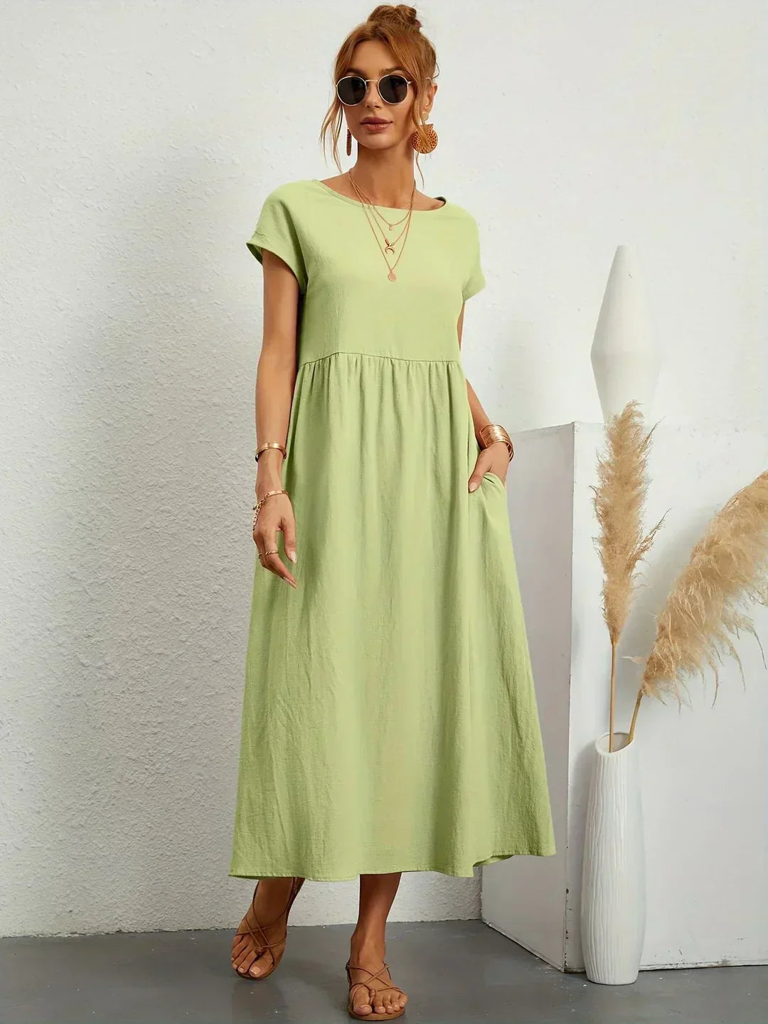 Charlotte ™ — Flowing Midi Dress with Timeless Elegance