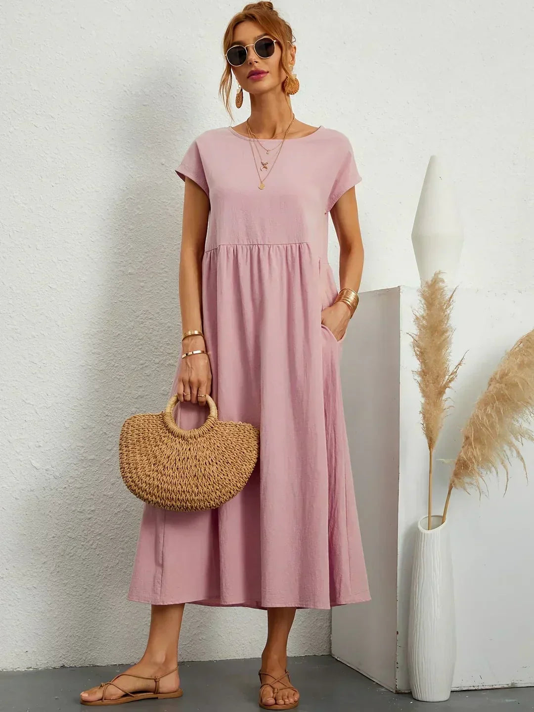 Charlotte ™ — Flowing Midi Dress with Timeless Elegance